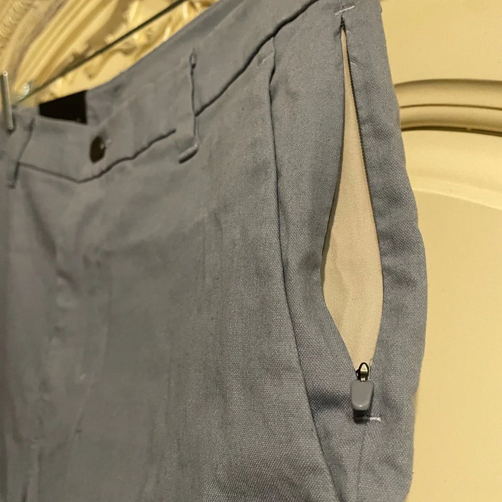 NWT Lululemon Men’s “Commission” Short 9” Inseam Short 30 - Picture 3 of 4